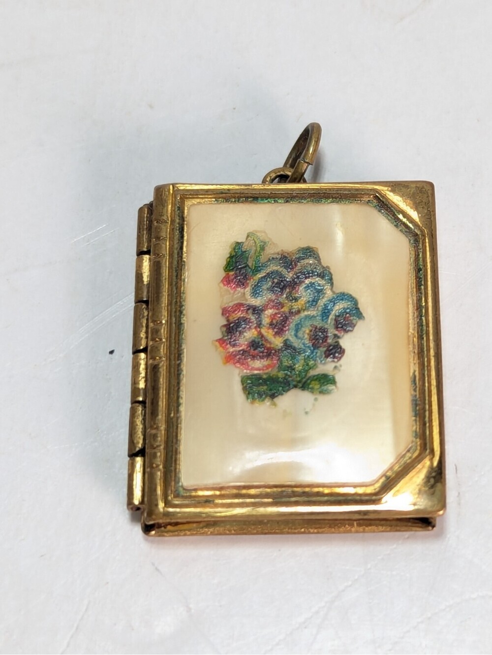 VTG Gold Plated Book Locket Pendant Mother of Pearl Flower Applique Photo Includ
